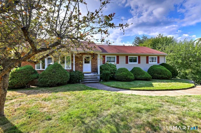 90 Brook Hill Road, Hamden, CT