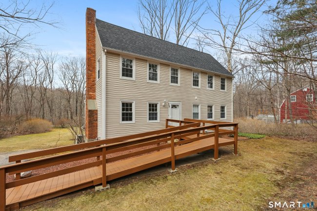 59 Cedar Hill Road, Newtown, CT