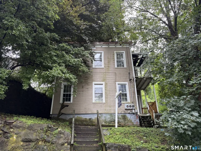 11 Division Street
