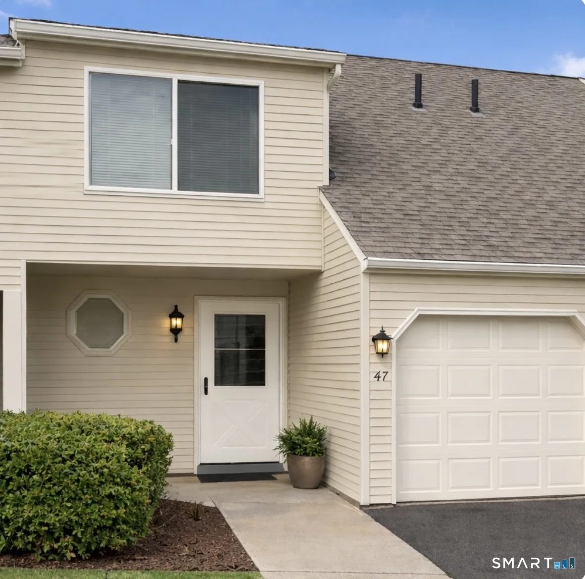 565 Clark Avenue #47, Bristol, CT