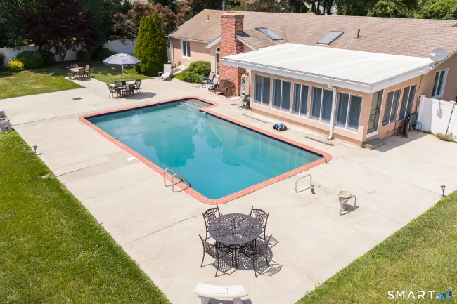 112 Bittersweet Hill, Wethersfield, CT