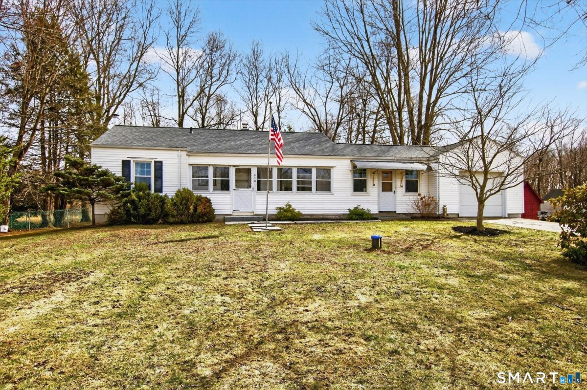 610 East Street, Suffield, CT