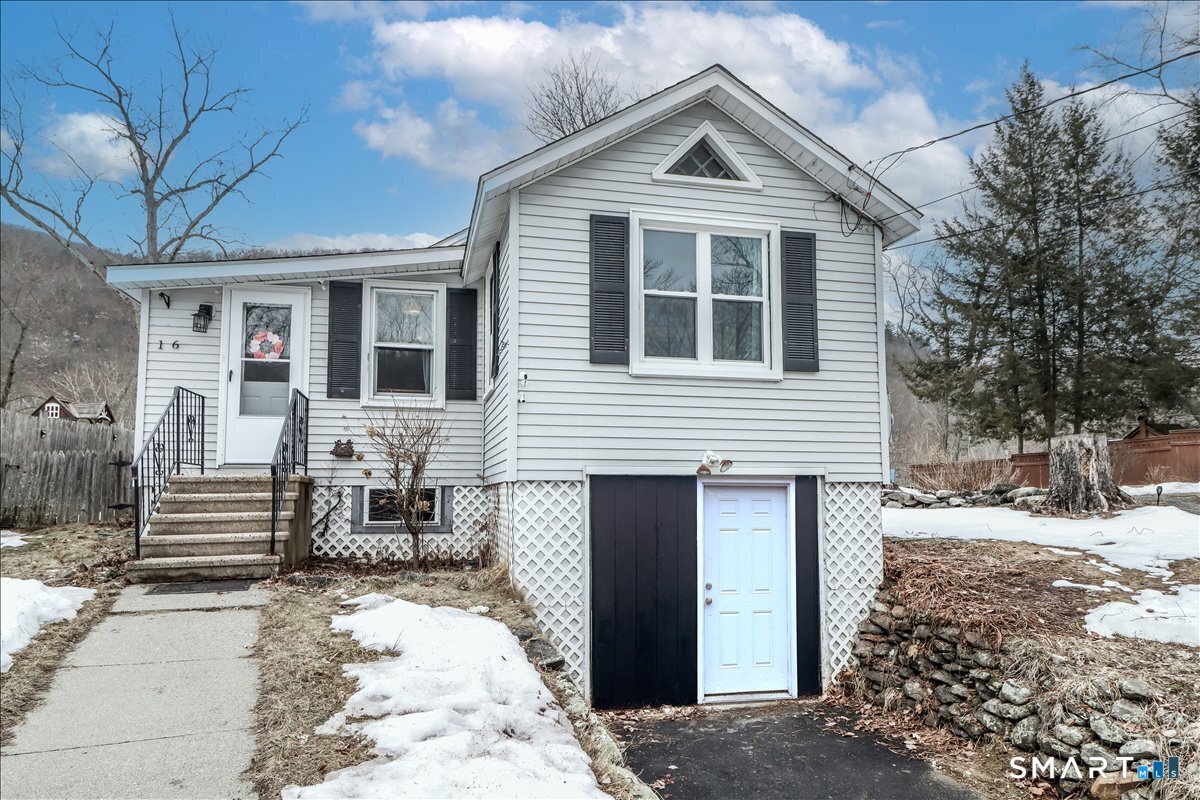 16 Birch Hill Lane, Kent, CT