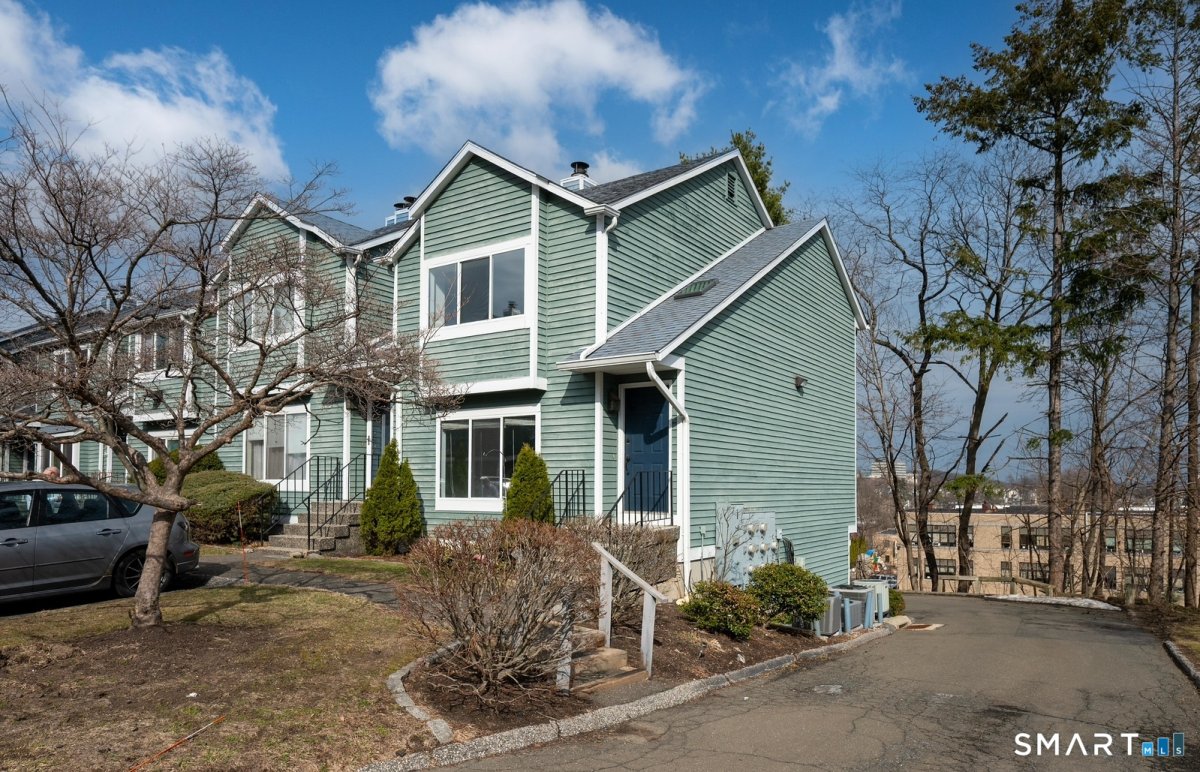 9 Farview Avenue #3-12, Danbury, CT