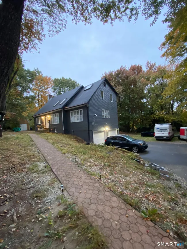 54 Highlawn Street, Waterbury, CT