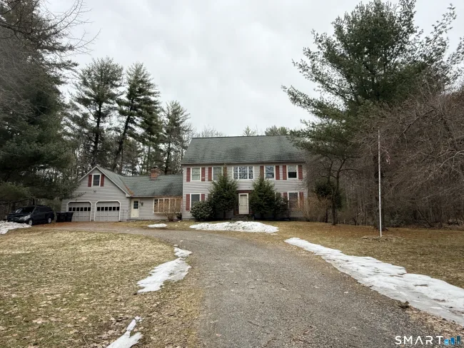 5 Stadler Heights, Winchester, CT