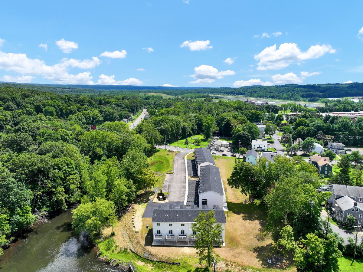 33 Main Street #17, Meriden, CT