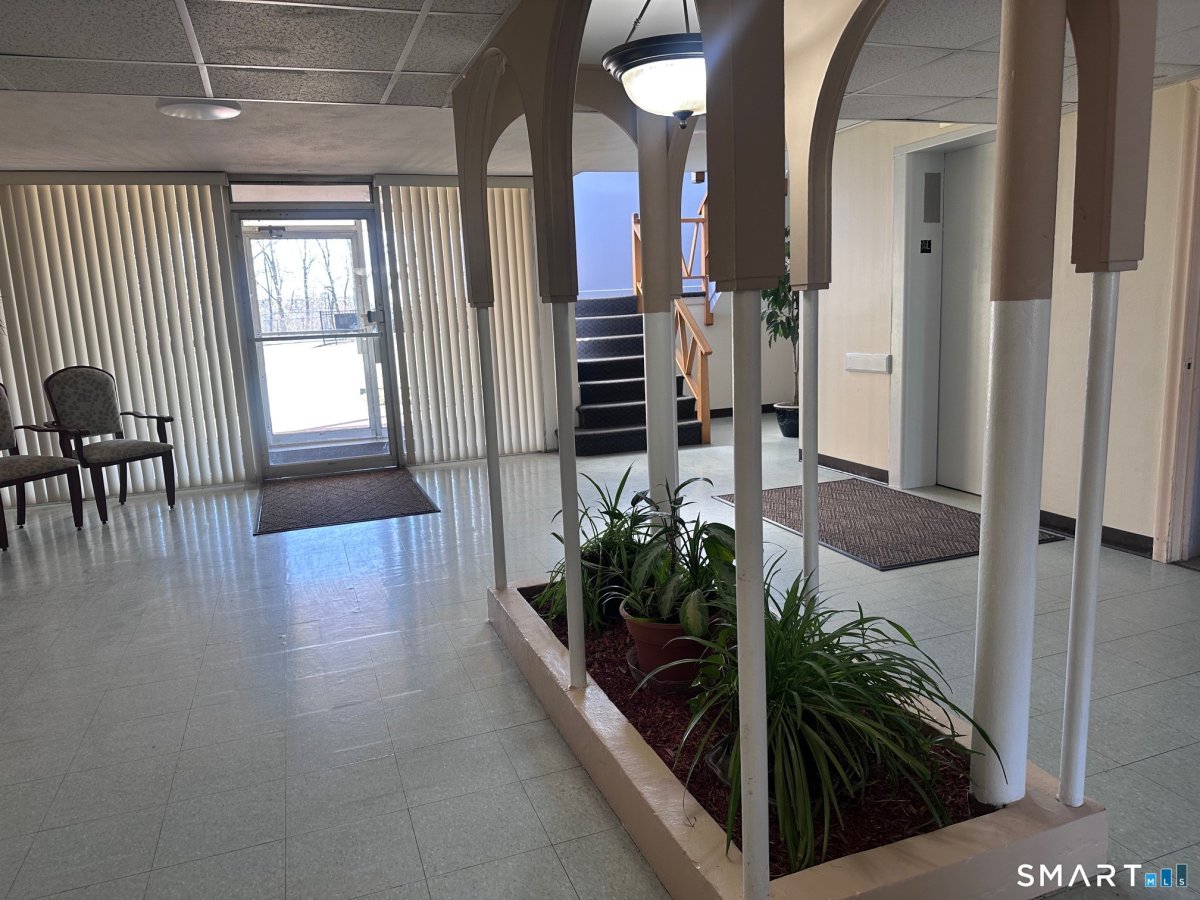 70 Grove Hill Street #APT 2G, New Britain, CT