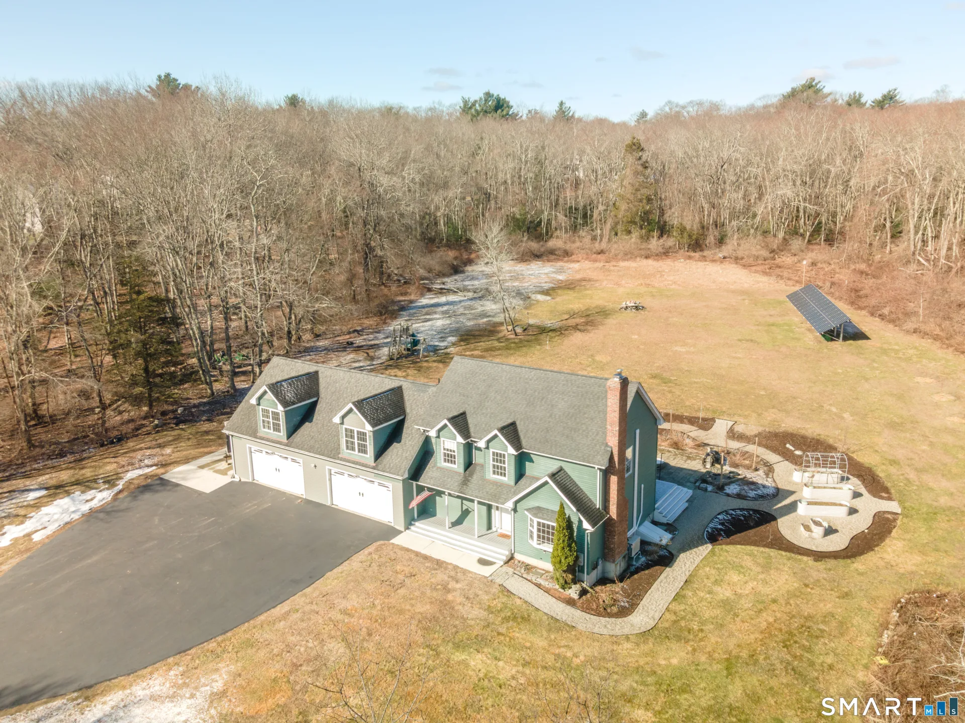 140 North Frontage Road, Killingly, CT