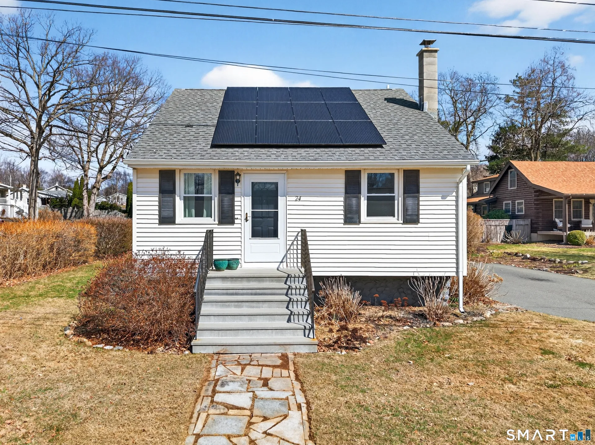 24 Grove Avenue, Wolcott, CT