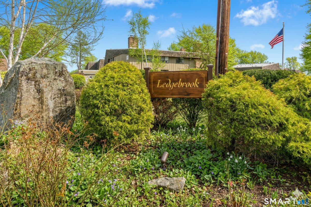 92 Ledgebrook Drive #92, Norwalk, CT