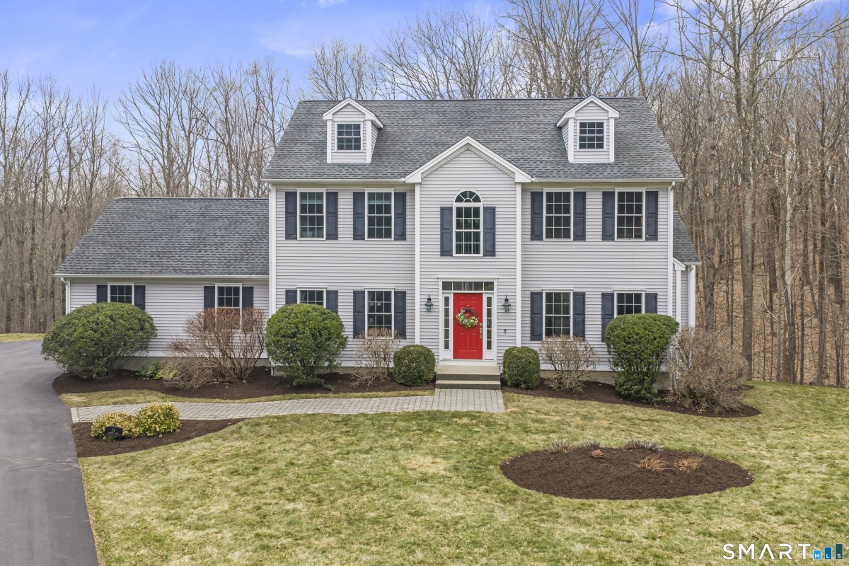 24 Andrew Place, Southbury, CT