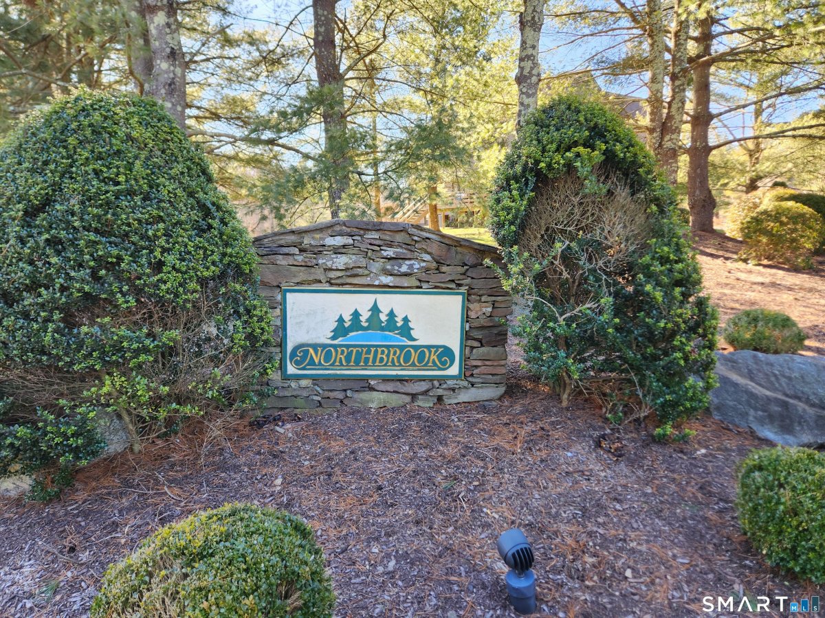 10 Juniper Circle #10, Monroe, CT