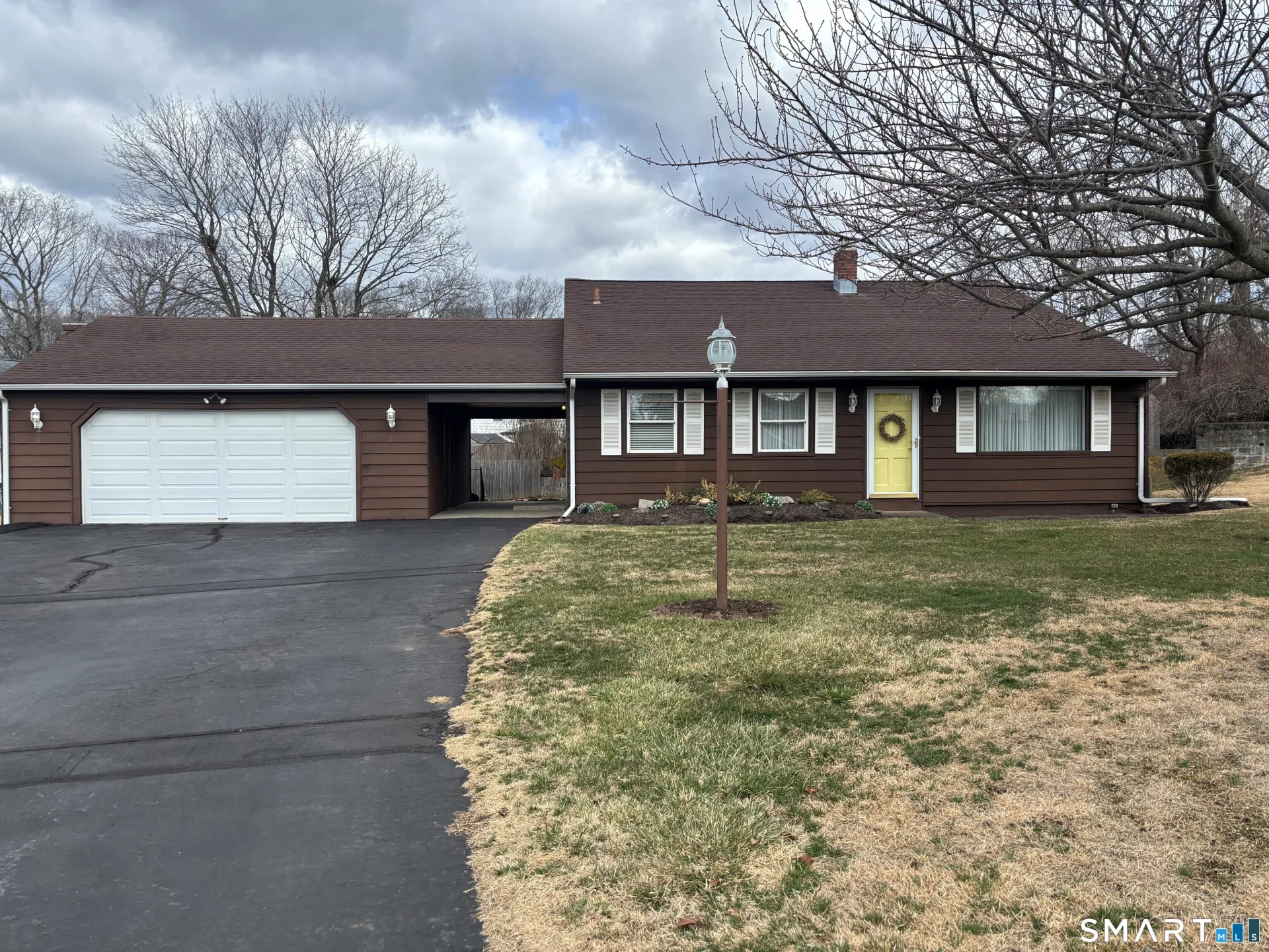 25 Cameo Court, Stratford, CT