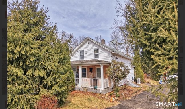 32 Union Street, Plymouth, CT