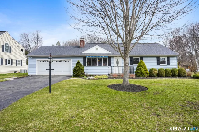 4 Apple Blossom Lane, Danbury, CT