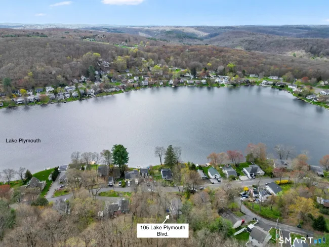105 Lake Plymouth Boulevard