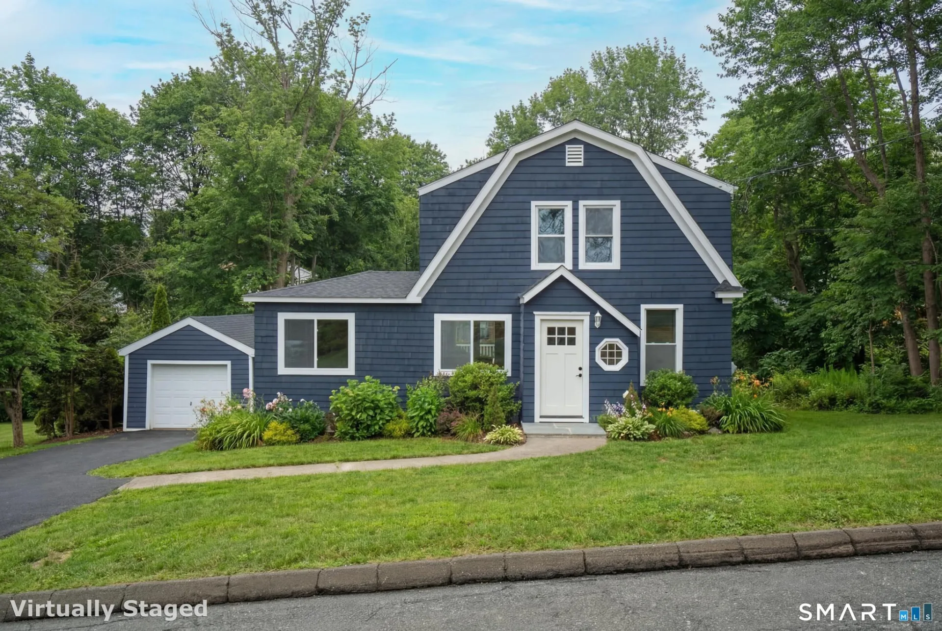 6 Juniper Ridge Drive, Danbury, CT