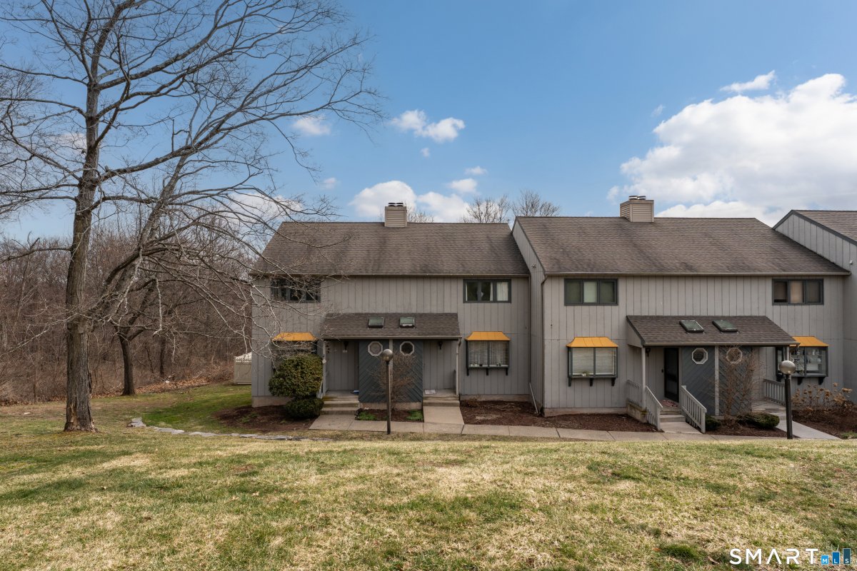 180 Skyview Drive #180, Cromwell, CT