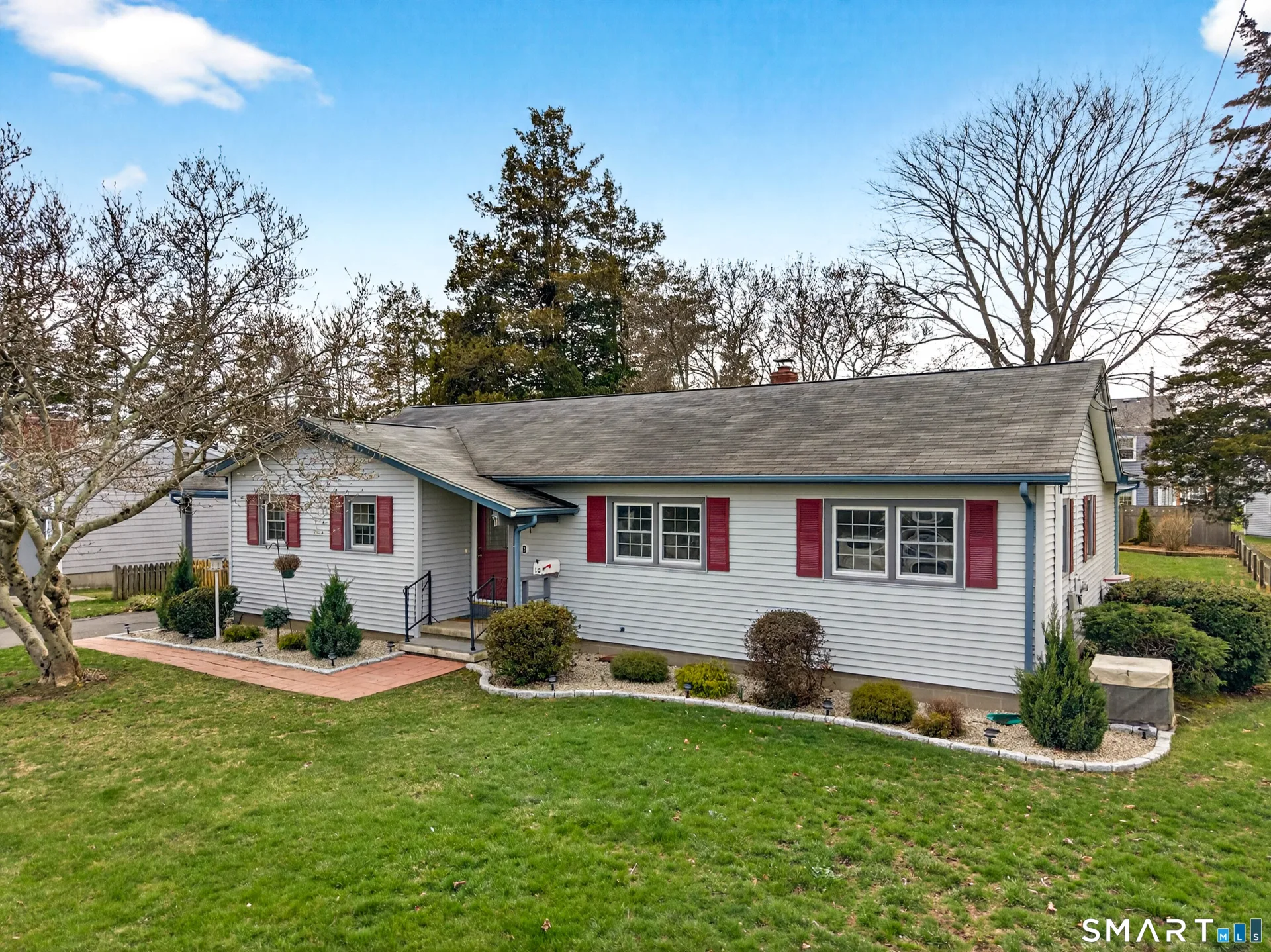 15 Buell Court, Clinton, CT