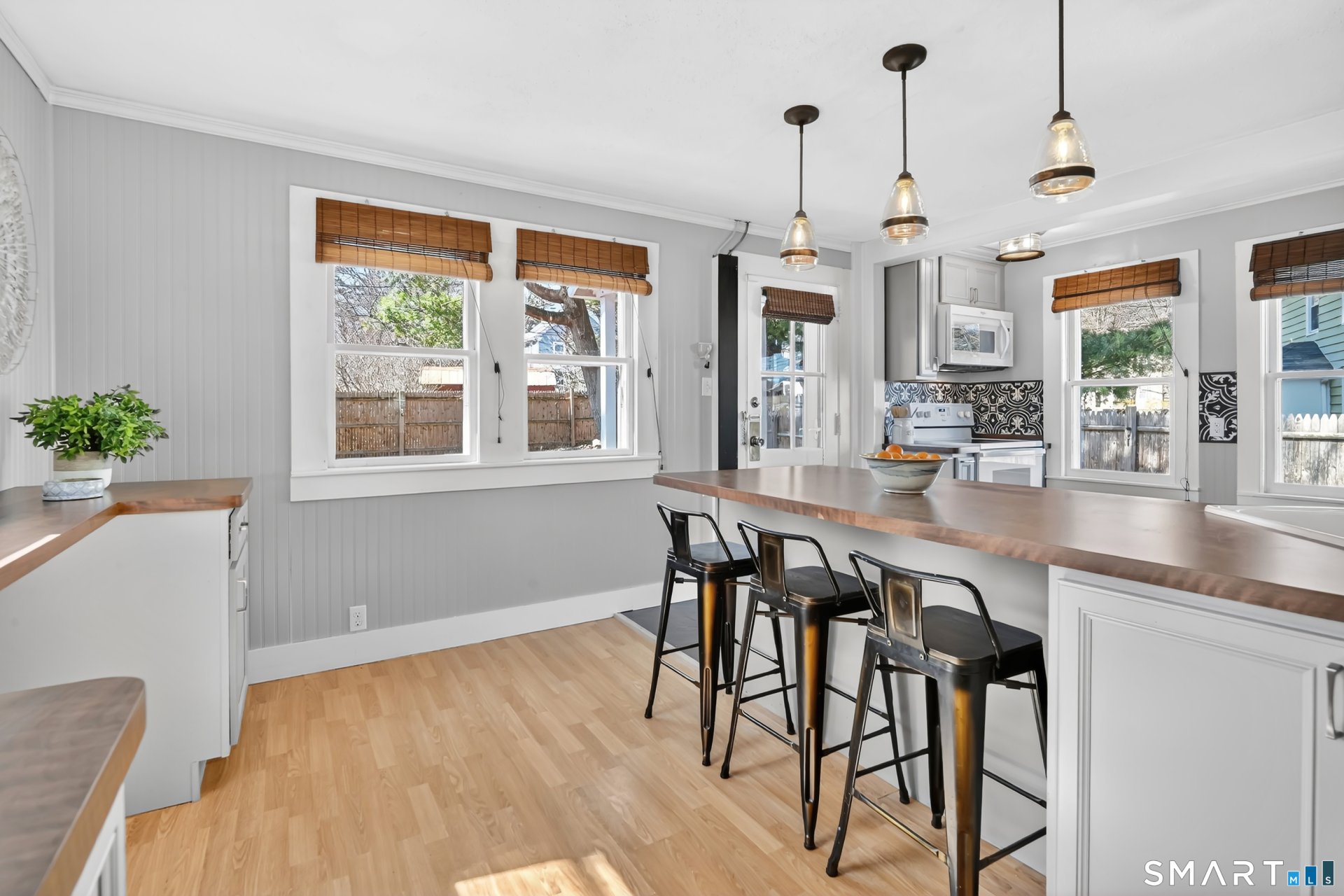 8 Gargan Place, Simsbury, CT