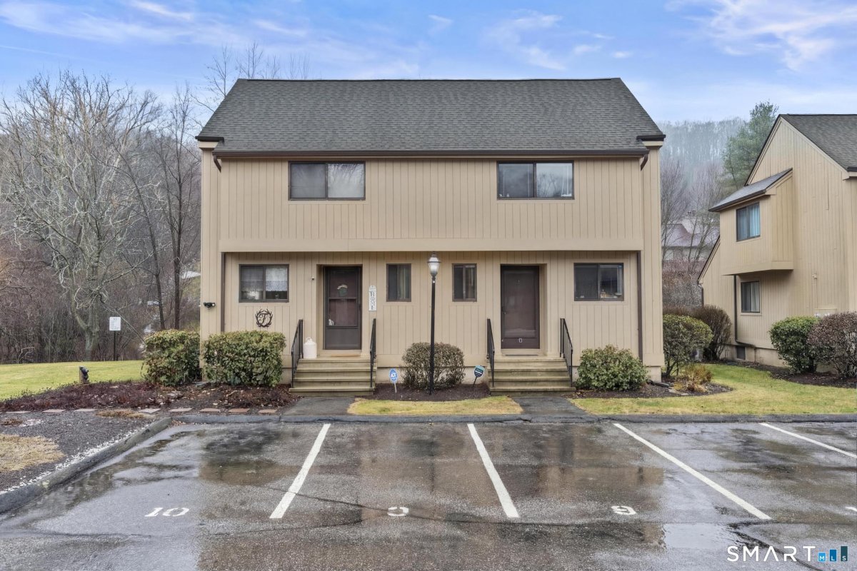 9 Avon Court #9, Beacon Falls, CT