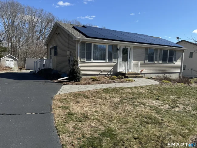 13 Devonshire Drive, Waterford, CT