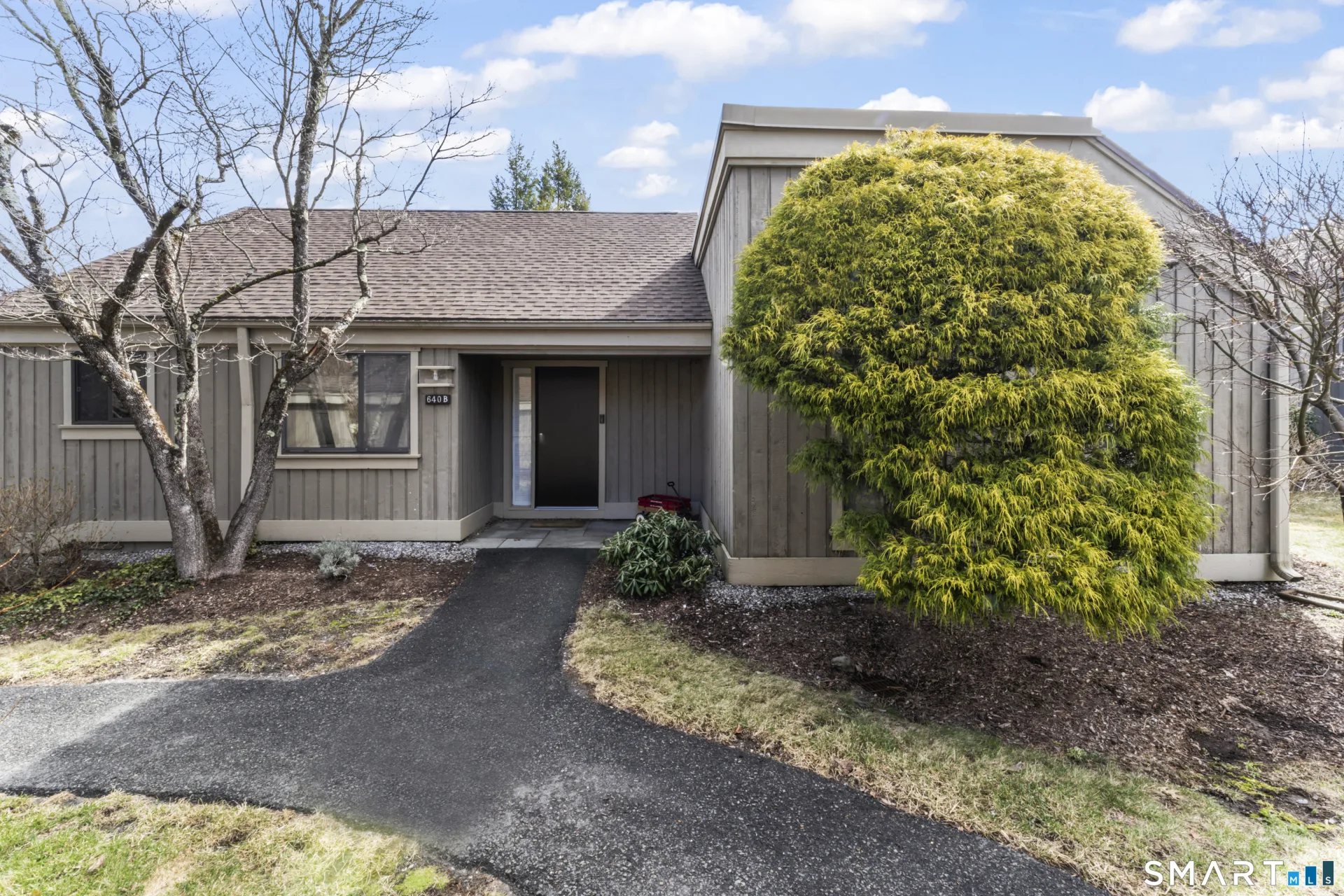 640 Heritage Village #B, Southbury, CT