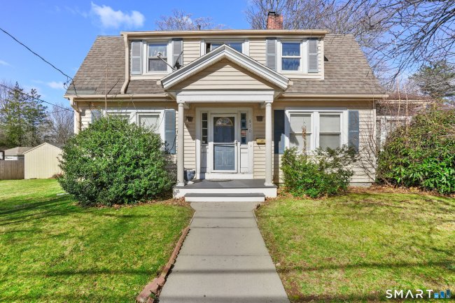 570 Broadview Terrace