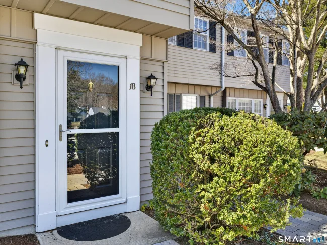 1 Wilshire Road #B, Madison, CT