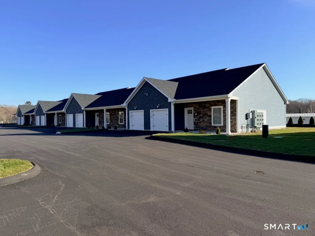 210 Munson Road #1-F, Wolcott, CT