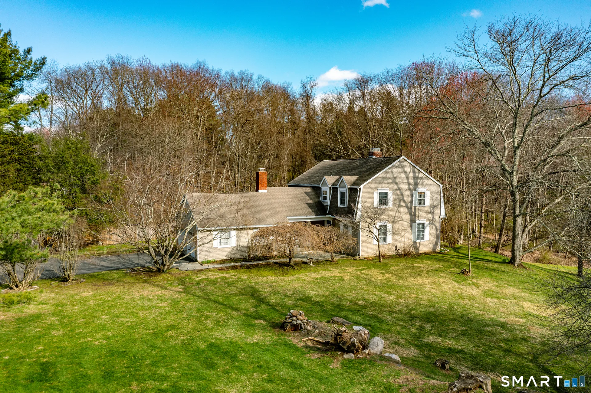 12 Quaker Ridge Road, Sherman, CT