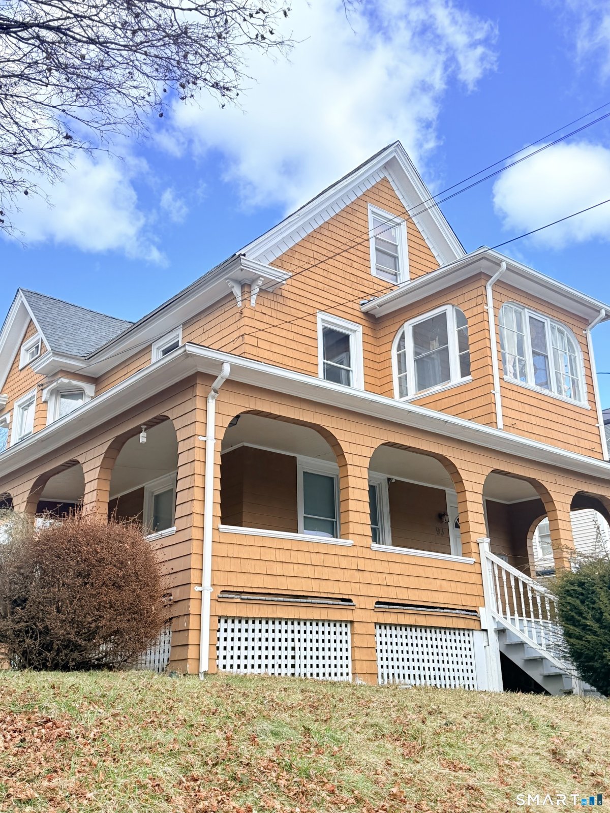 93 Ocean Avenue, New London, CT