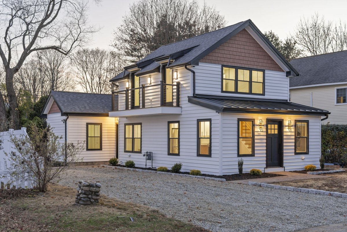 23 Clinton Avenue, Old Saybrook, CT