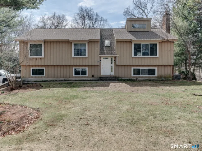 94 Huckleberry Lane, Southington, CT