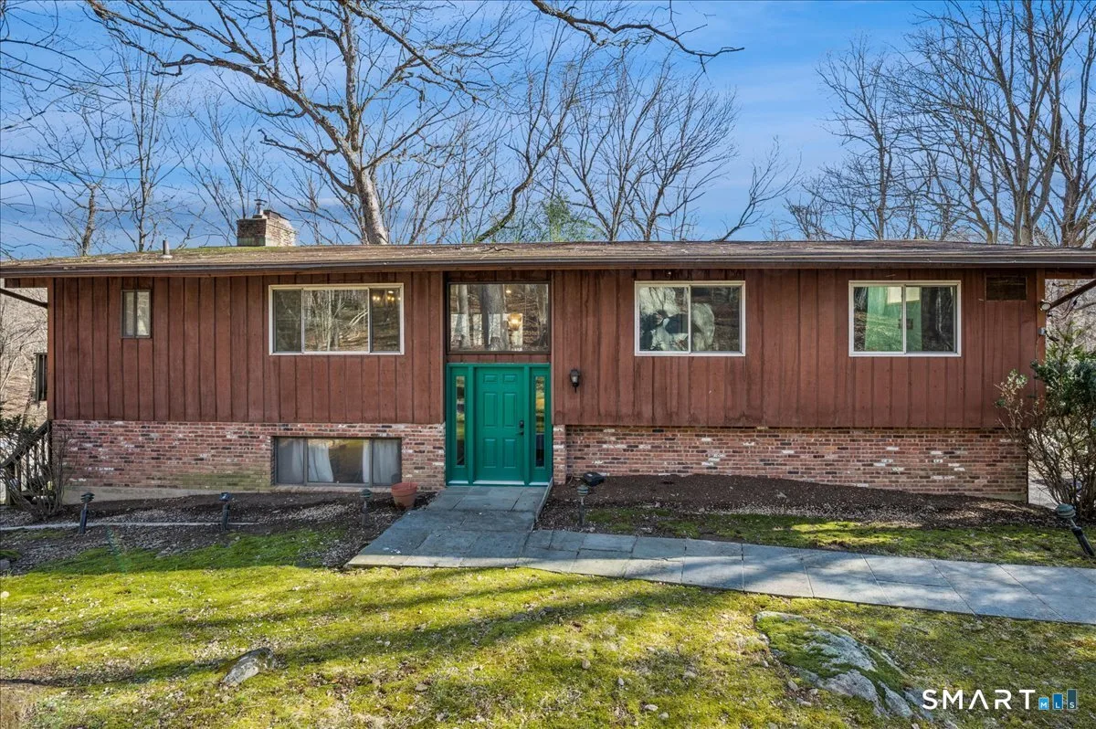 251 Saddle Hill Road, Stamford, CT