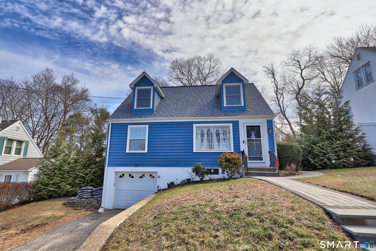 50 Ferndale Avenue, Waterbury, CT