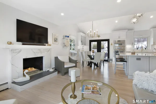 17 College Street, Old Saybrook, CT