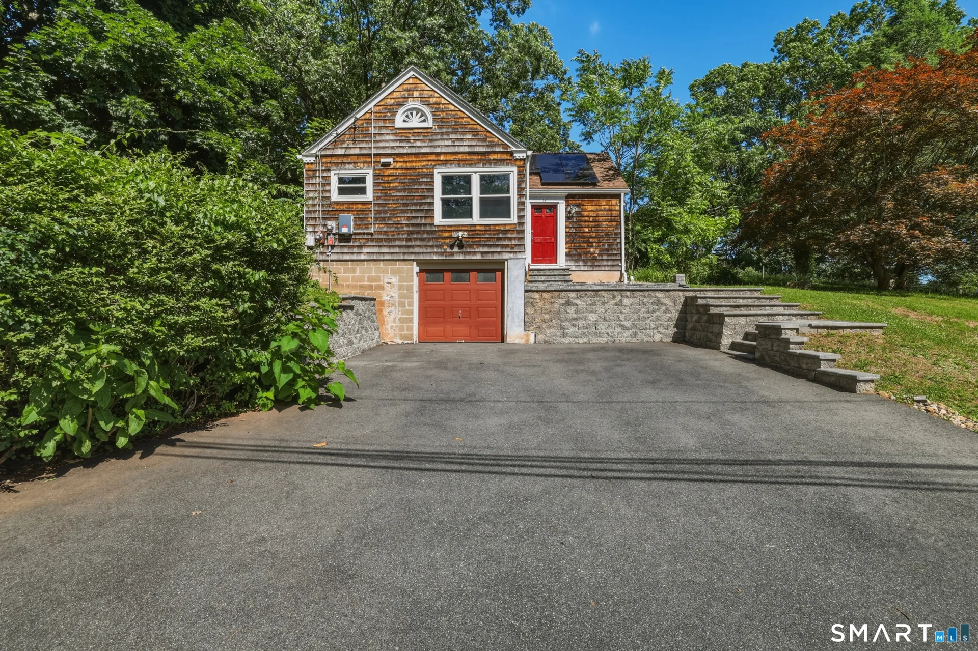 24 Guerney Avenue, Meriden, CT