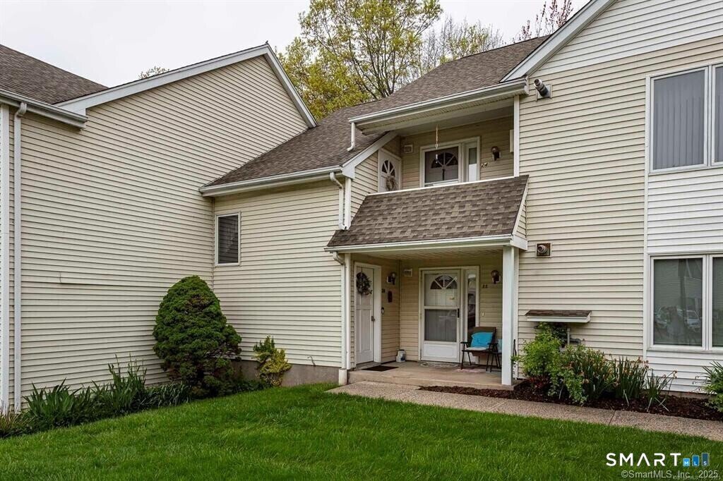 24 Millbrook Court #24, Newington, CT