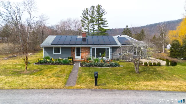 8 Mountain View Drive