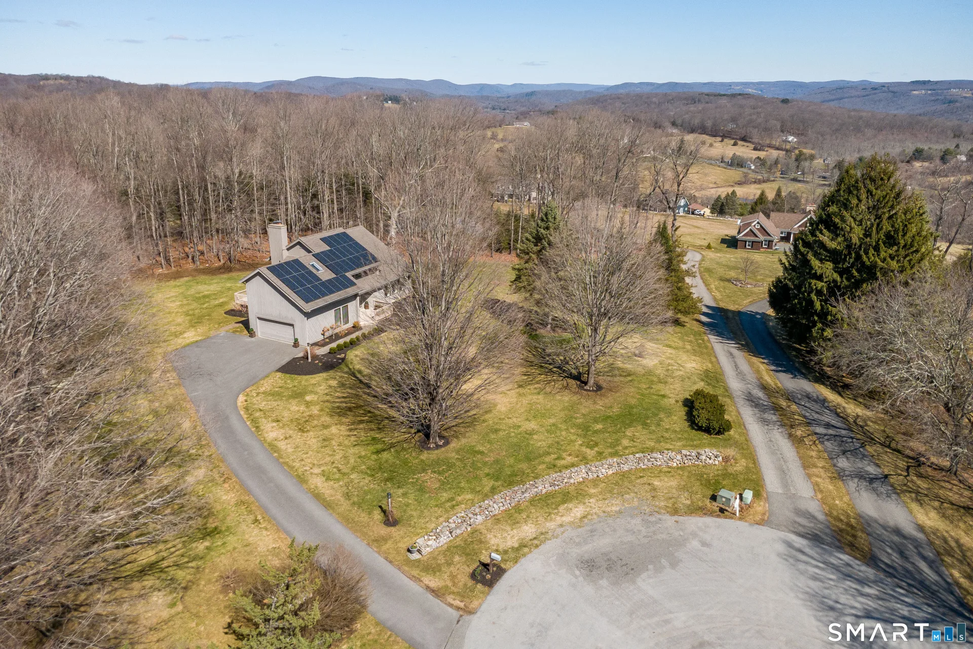 29 Farm Road, Sherman, CT