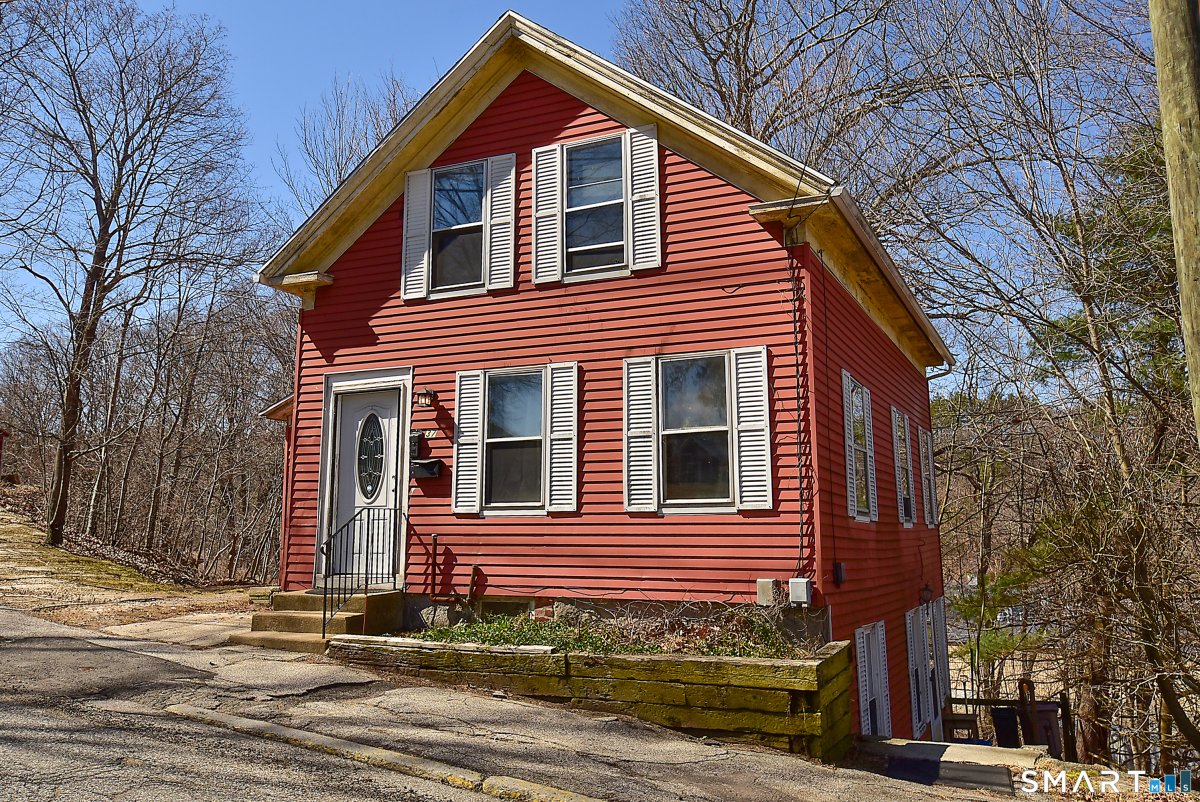 37 Willington Avenue, Stafford, CT