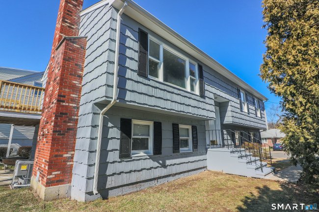 33 Trelane Drive, Bridgeport, CT