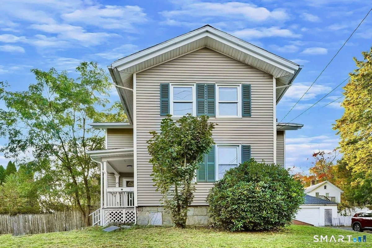 25 Pleasant Street, Ansonia, CT