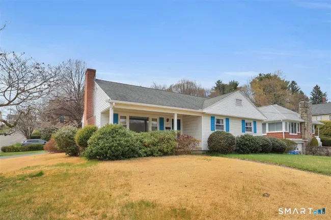 215 Burlington Avenue