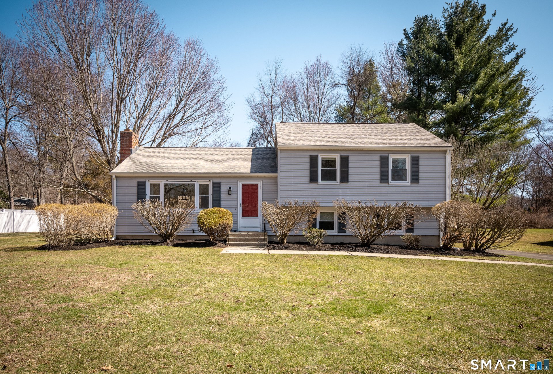 11 North Hearthstone Drive, Bethel, CT