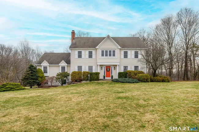 20 Charter Ridge Drive, Newtown, CT