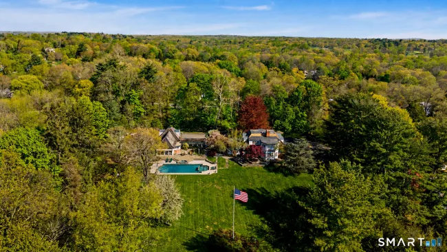 537 Oenoke Ridge