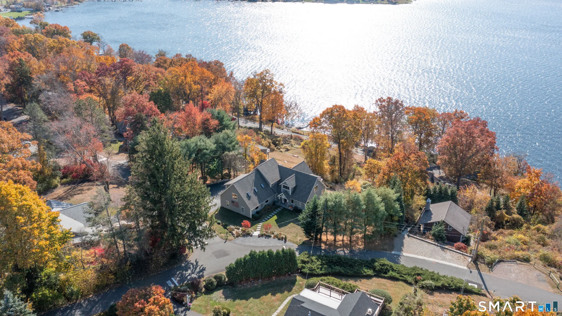 54 Indian Trail, Brookfield, CT